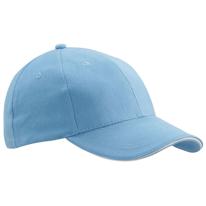 Casquette Avec Pointe De Couleur Bleue Pour La Publicité Ou L'impression  Sur Fond Blanc