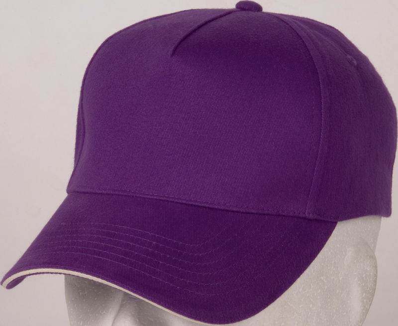 casquette broderie Violet